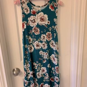 Maurice’s sleeveless green dress